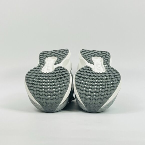 Nike Women's Air Winflo 11 'Lt Smoke Grey' FJ9510-005 size 10 - Picture 7 of 8